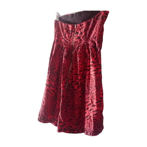 Women's S eight sixty Animal Halter Top - Picture 10 of 13